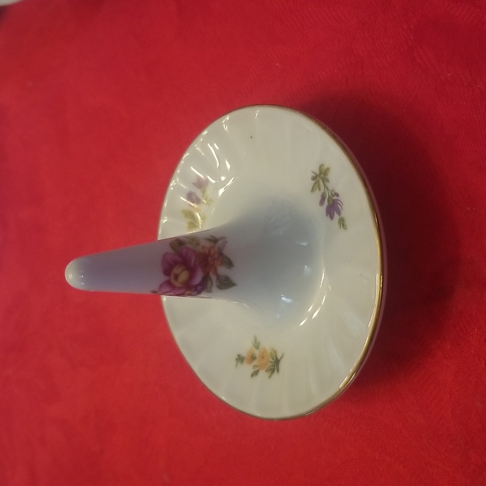 Porcelain Floral Crown 1877 GDR Ring Holder